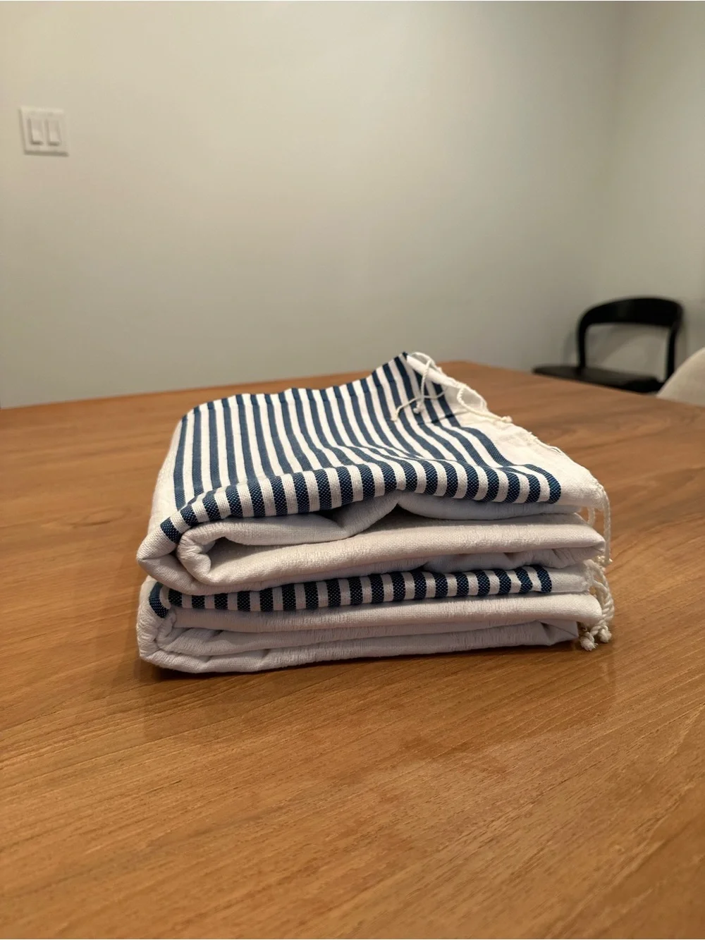 Set of 2 White Turkish Towels with Navy Stripe